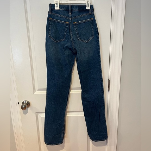 Abercrombie 90’s Straight Ultra High Rise Jeans - Picture 7 of 7